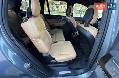 Позашляховик / Кросовер Volvo XC90 2016 в 