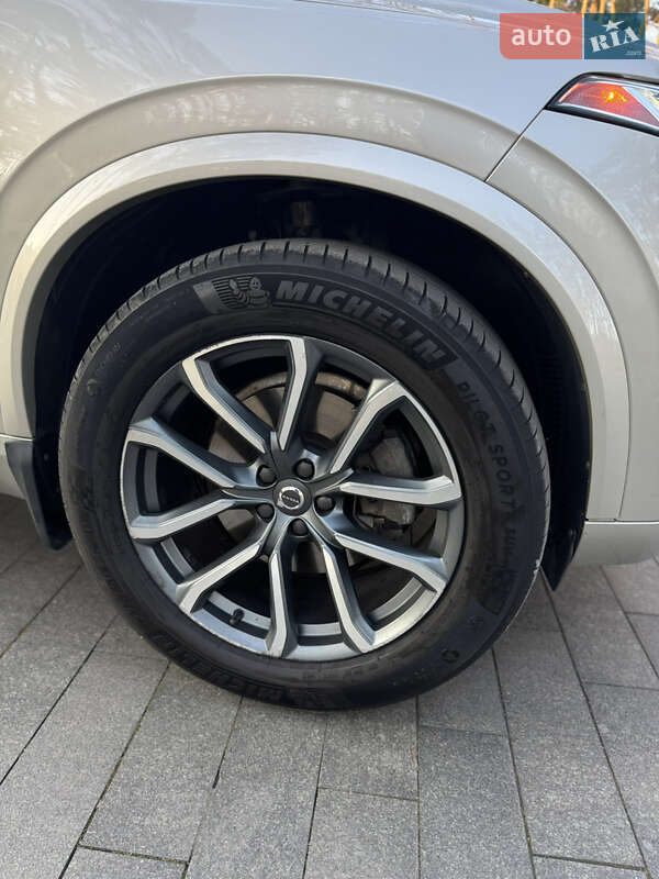 Внедорожник / Кроссовер Volvo XC90 2015 в Житомире