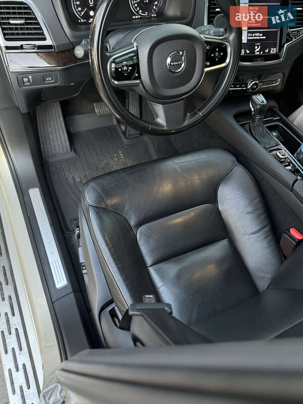 Внедорожник / Кроссовер Volvo XC90 2015 в Житомире