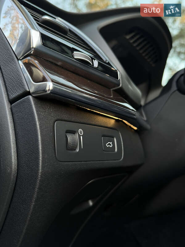 Внедорожник / Кроссовер Volvo XC90 2015 в Житомире