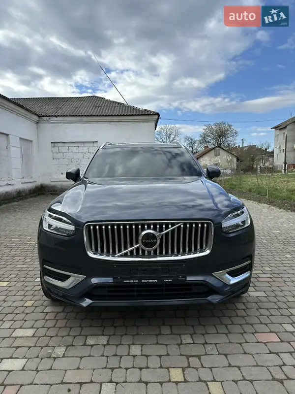 Внедорожник / Кроссовер Volvo XC90 2021 в 