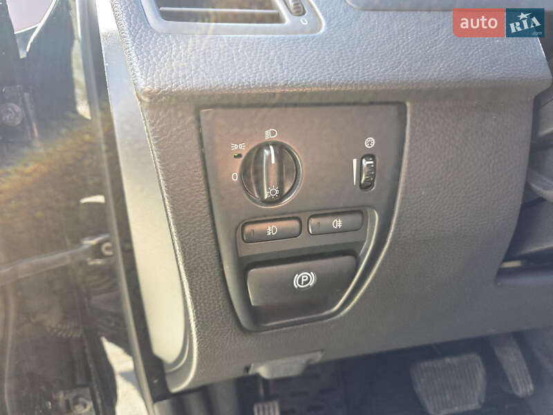 Внедорожник / Кроссовер Volvo XC90 2011 в Рава-Русской