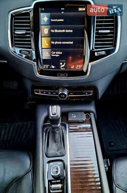 Внедорожник / Кроссовер Volvo XC90 2017 в 