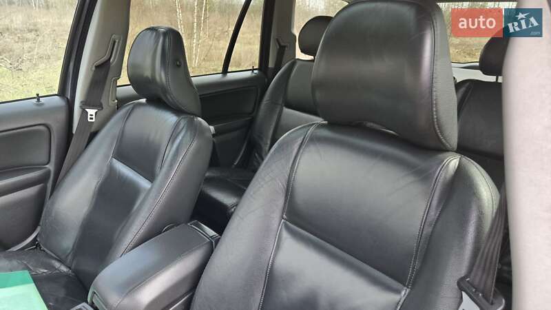 Внедорожник / Кроссовер Volvo XC90 2006 в Киеве