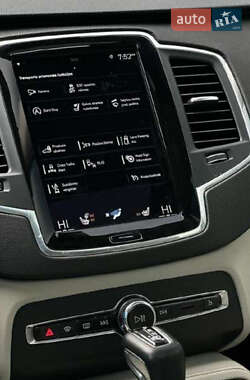 Внедорожник / Кроссовер Volvo XC90 2019 в 