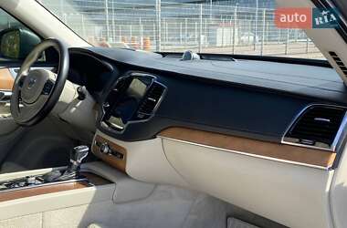 Внедорожник / Кроссовер Volvo XC90 2015 в 