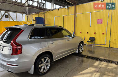 Внедорожник / Кроссовер Volvo XC90 2018 в 