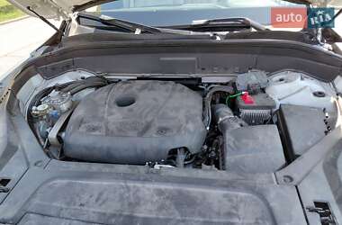 Внедорожник / Кроссовер Volvo XC90 2020 в 