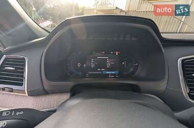 Внедорожник / Кроссовер Volvo XC90 2024 в 