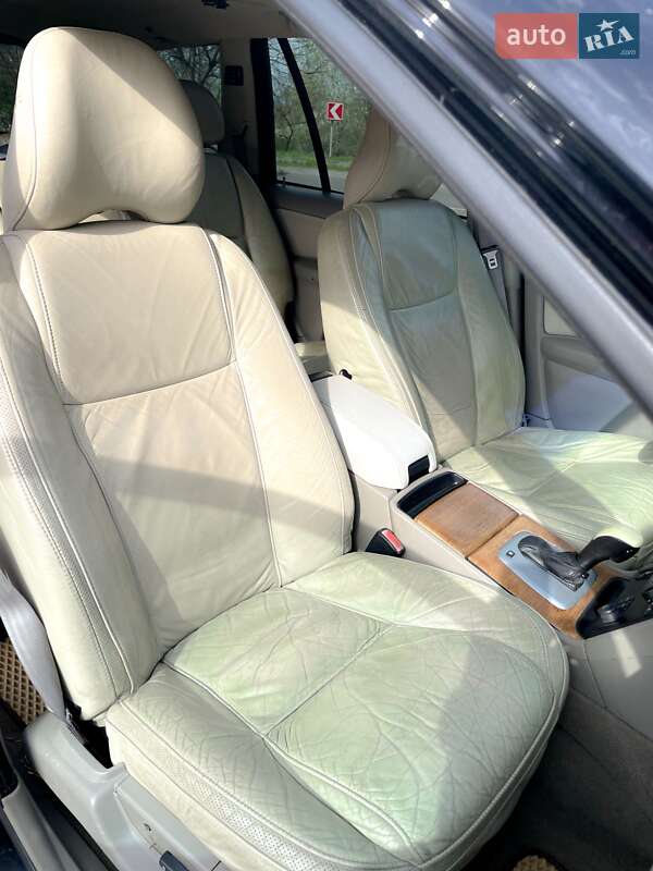 Позашляховик / Кросовер Volvo XC90 2004 в Бурштині