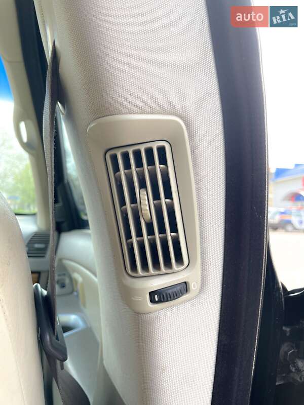 Позашляховик / Кросовер Volvo XC90 2004 в Бурштині