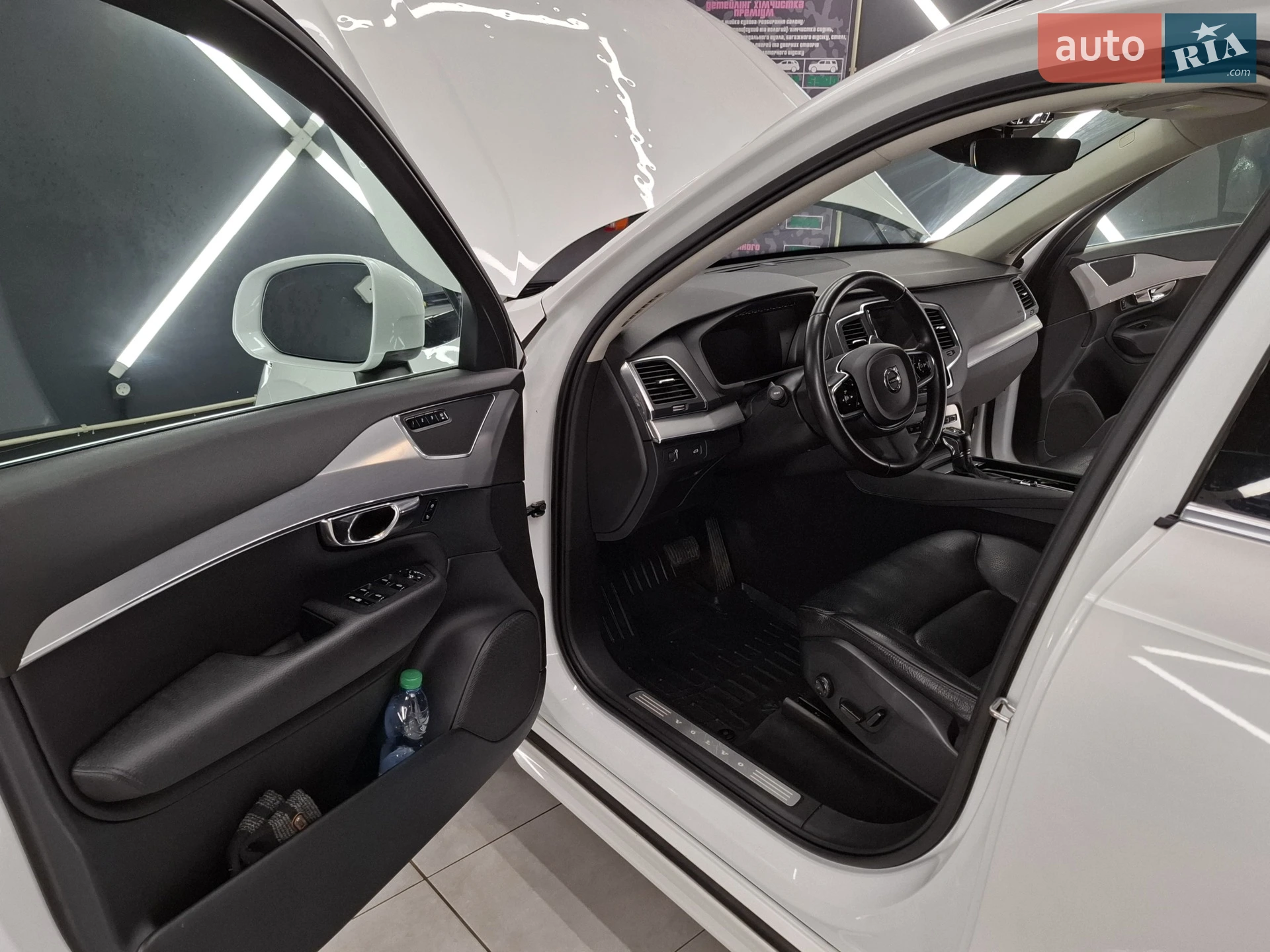 2015 Volvo XC90 - мініатюра 8