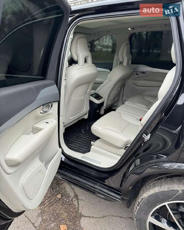 Позашляховик / Кросовер Volvo XC90 2017 в Львові