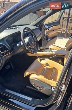 Позашляховик / Кросовер Volvo XC90 2016 в 