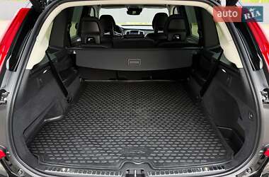 Внедорожник / Кроссовер Volvo XC90 2016 в 