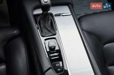 Внедорожник / Кроссовер Volvo XC90 2016 в 