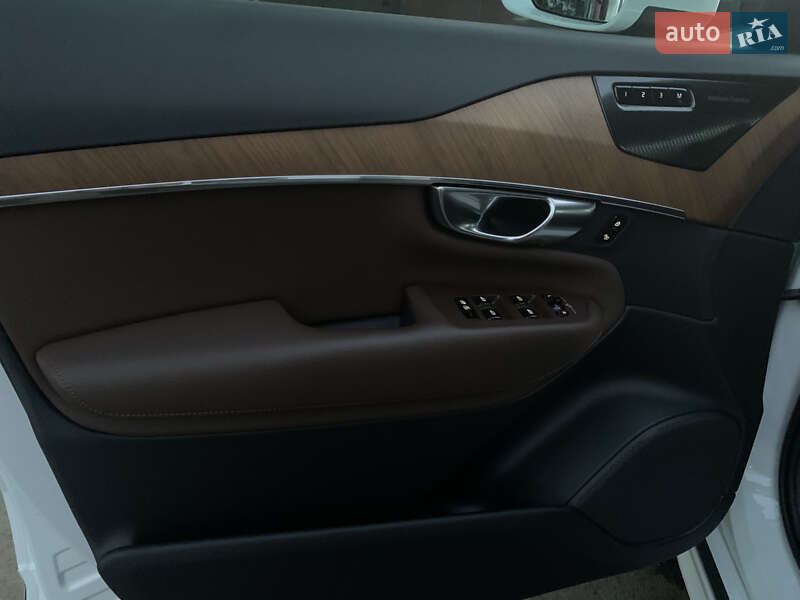 Позашляховик / Кросовер Volvo XC90 2020 в Харкові фото 26 Позашляховик / Кросовер Volvo XC90 2020 в Харкові