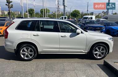 Внедорожник / Кроссовер Volvo XC90 2019 в 
