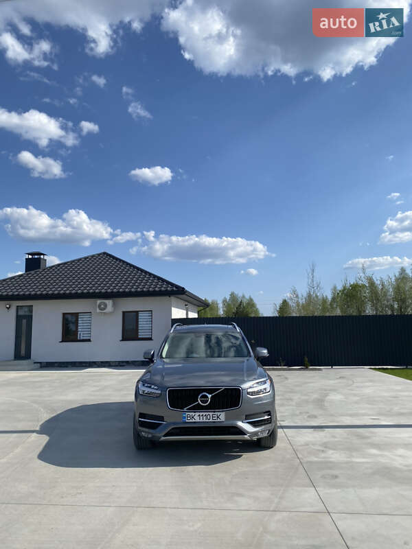 Volvo XC90 2016