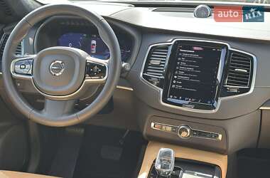 Внедорожник / Кроссовер Volvo XC90 2023 в 