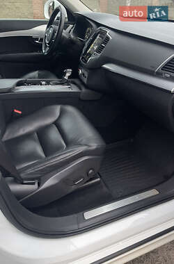 Позашляховик / Кросовер Volvo XC90 2015 в 