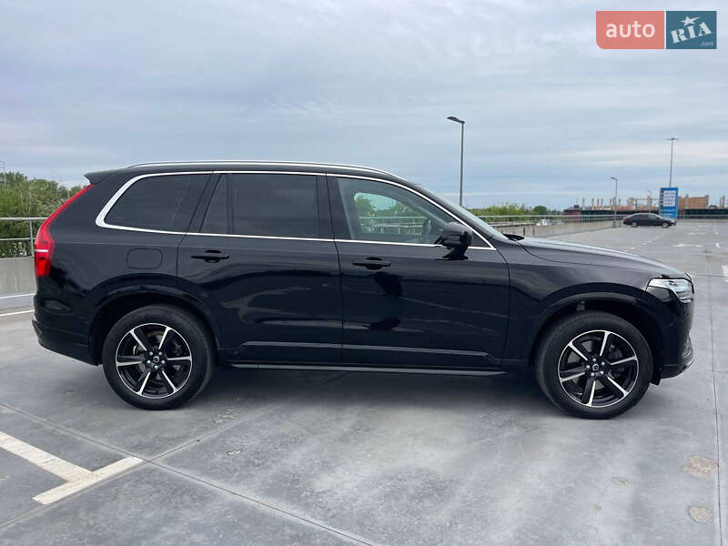 Внедорожник / Кроссовер Volvo XC90 2022 в Киеве