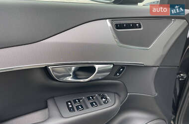 Позашляховик / Кросовер Volvo XC90 2022 в 