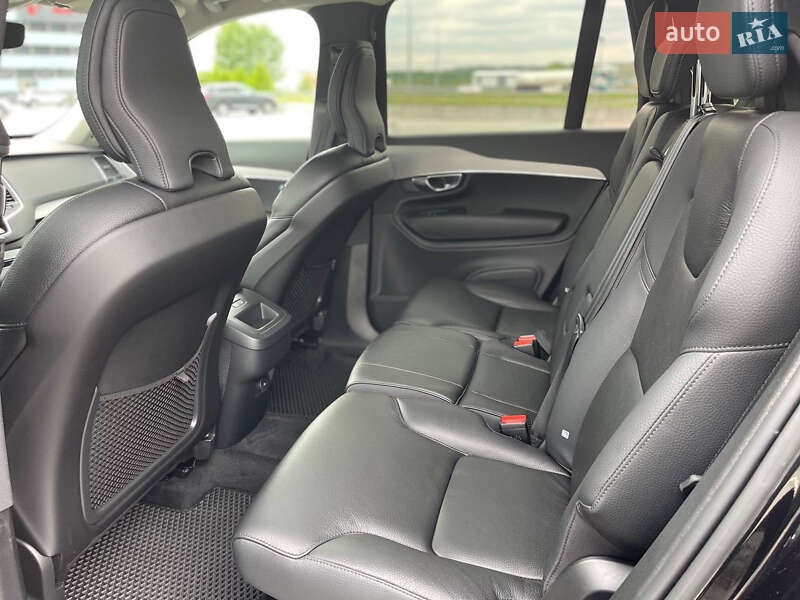 Внедорожник / Кроссовер Volvo XC90 2022 в Киеве