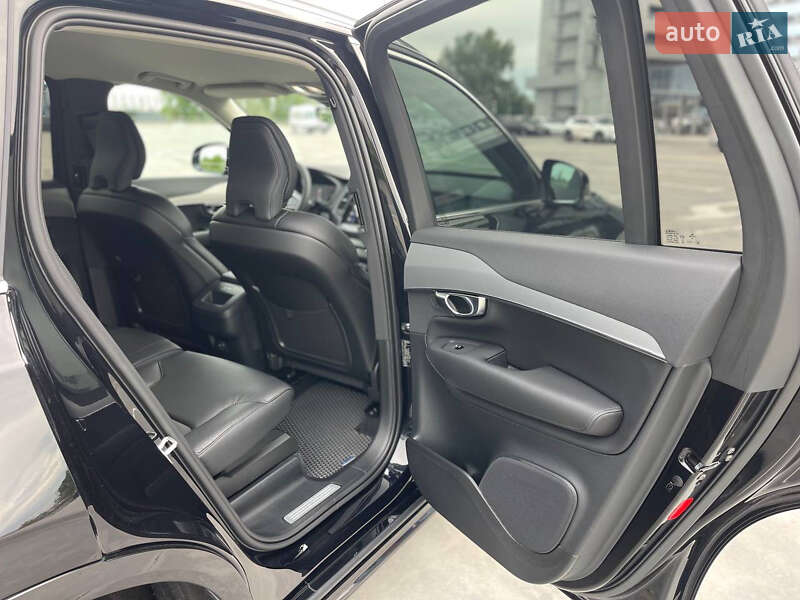 Внедорожник / Кроссовер Volvo XC90 2022 в Киеве
