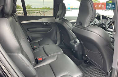 Позашляховик / Кросовер Volvo XC90 2022 в 