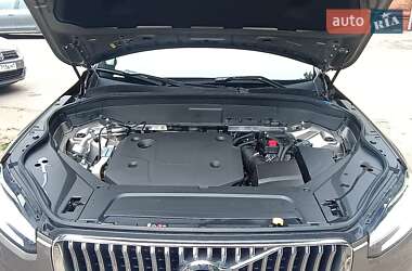 Позашляховик / Кросовер Volvo XC90 2020 в 