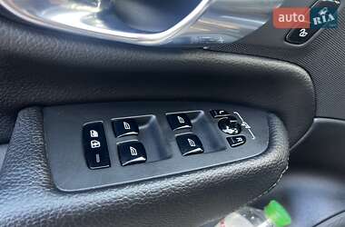 Внедорожник / Кроссовер Volvo XC90 2018 в 