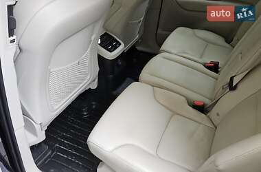 Позашляховик / Кросовер Volvo XC90 2021 в 