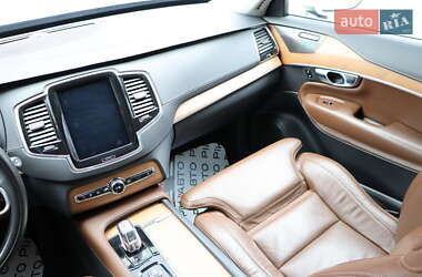 Внедорожник / Кроссовер Volvo XC90 2018 в 
