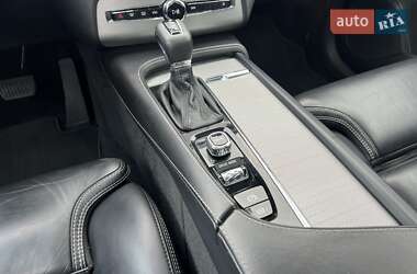 Позашляховик / Кросовер Volvo XC90 2015 в 