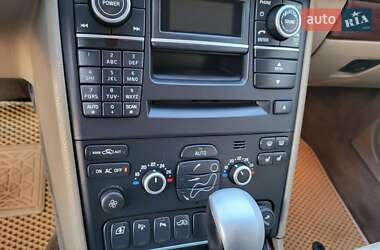 Позашляховик / Кросовер Volvo XC90 2007 в 
