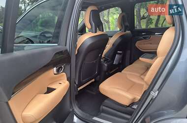 Позашляховик / Кросовер Volvo XC90 2017 в 