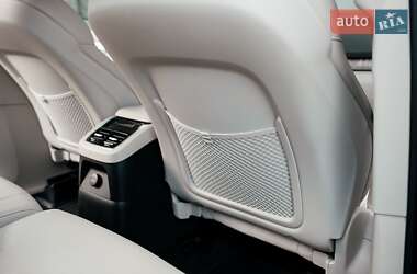 Внедорожник / Кроссовер Volvo XC90 2022 в 