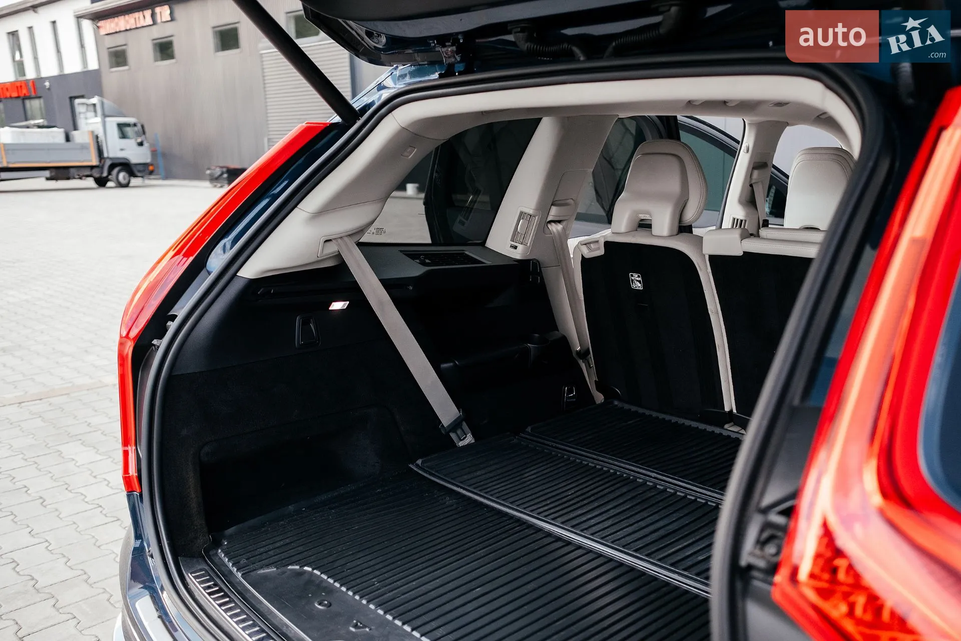 2022 Volvo XC90 - мініатюра 245