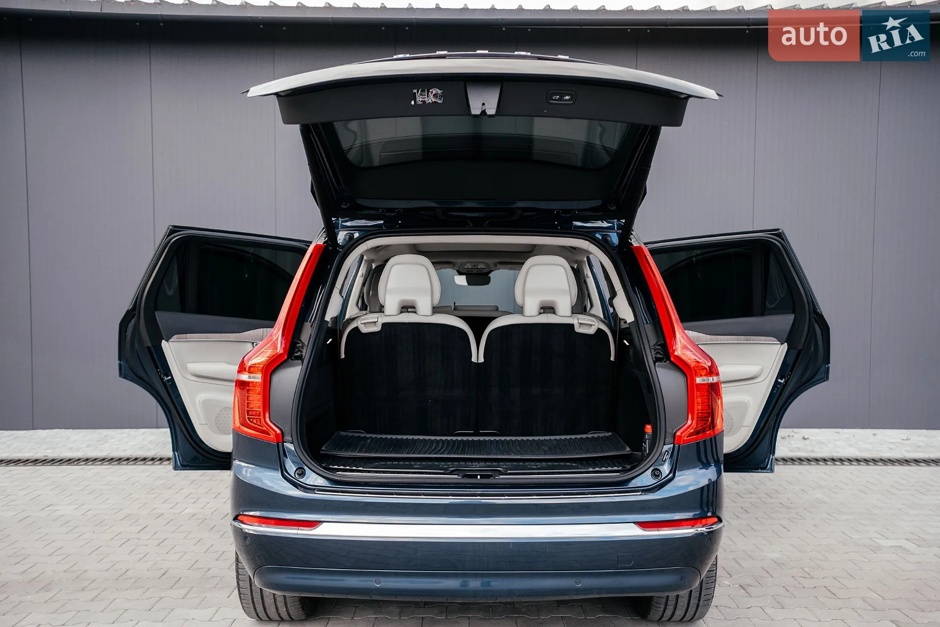 2022 Volvo XC90 - мініатюра 255