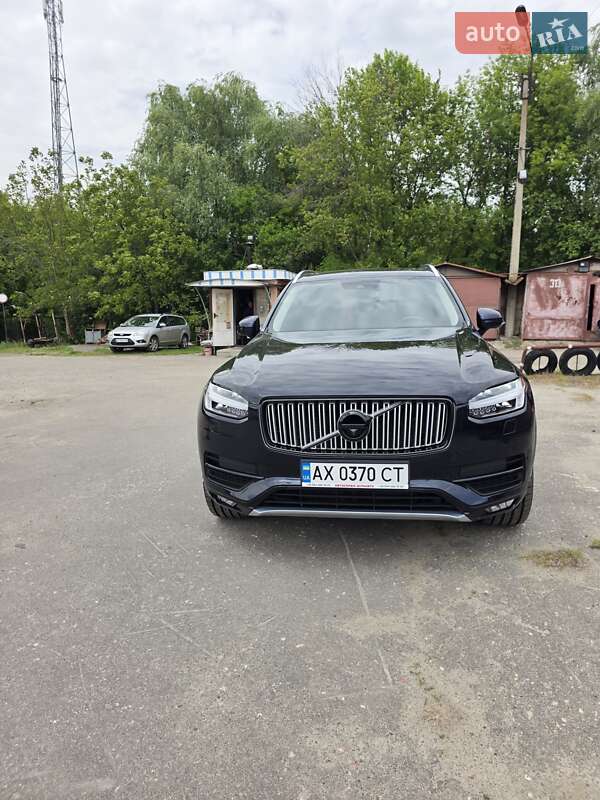 Внедорожник / Кроссовер Volvo XC90 2018 в 