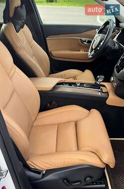 Внедорожник / Кроссовер Volvo XC90 2016 в 