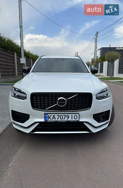 Внедорожник / Кроссовер Volvo XC90 2021 в Киеве