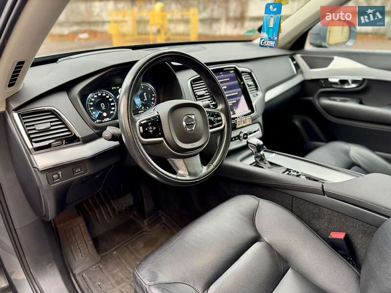 Внедорожник / Кроссовер Volvo XC90 2015 в Здолбунове