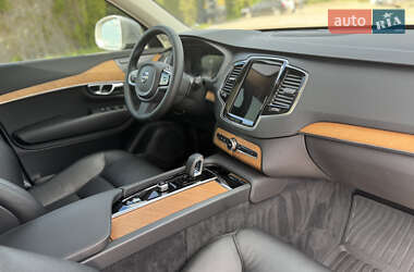 Позашляховик / Кросовер Volvo XC90 2022 в 