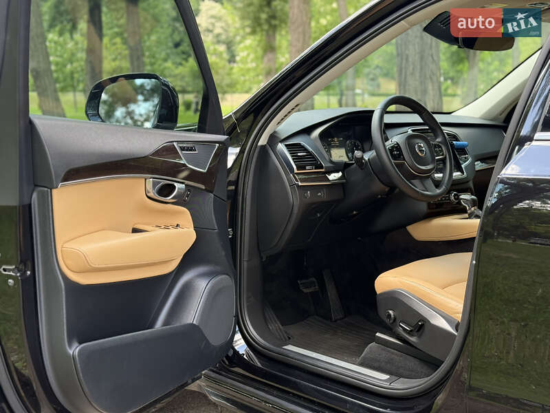 Внедорожник / Кроссовер Volvo XC90 2015 в Киеве