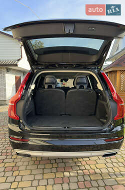 Позашляховик / Кросовер Volvo XC90 2016 в 