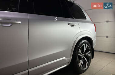 Позашляховик / Кросовер Volvo XC90 2020 в 