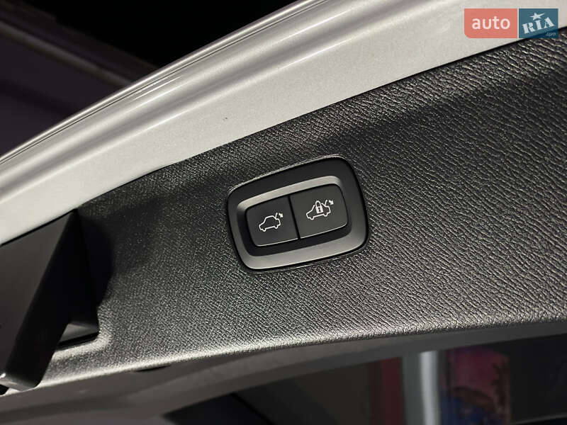 Внедорожник / Кроссовер Volvo XC90 2020 в Киеве фото 23 Внедорожник / Кроссовер Volvo XC90 2020 в Киеве