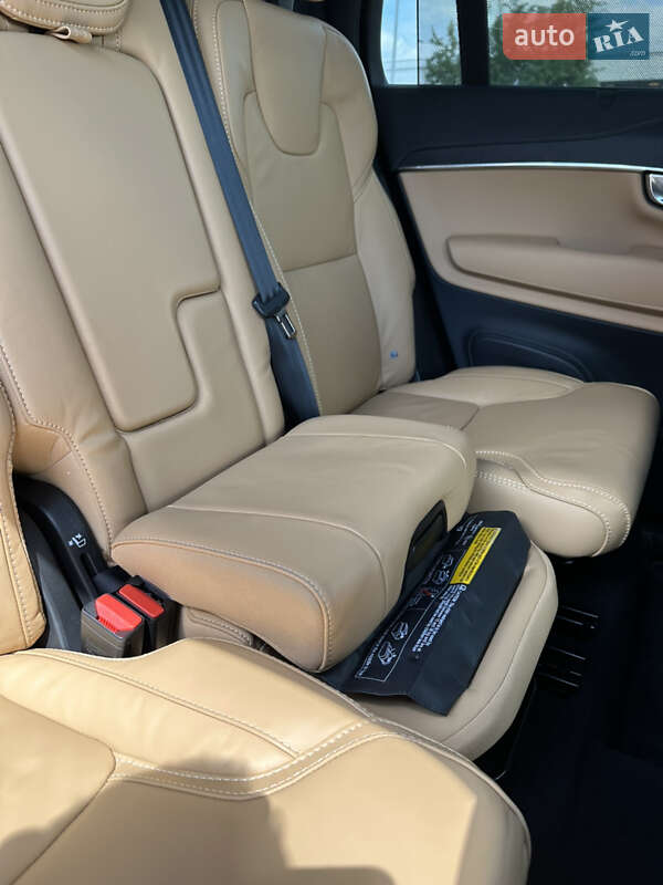 Внедорожник / Кроссовер Volvo XC90 2024 в Ужгороде